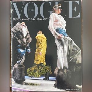 VOGUE Paris supplement 849 August 2004 Defiles Automne/Hiver 2004/2005